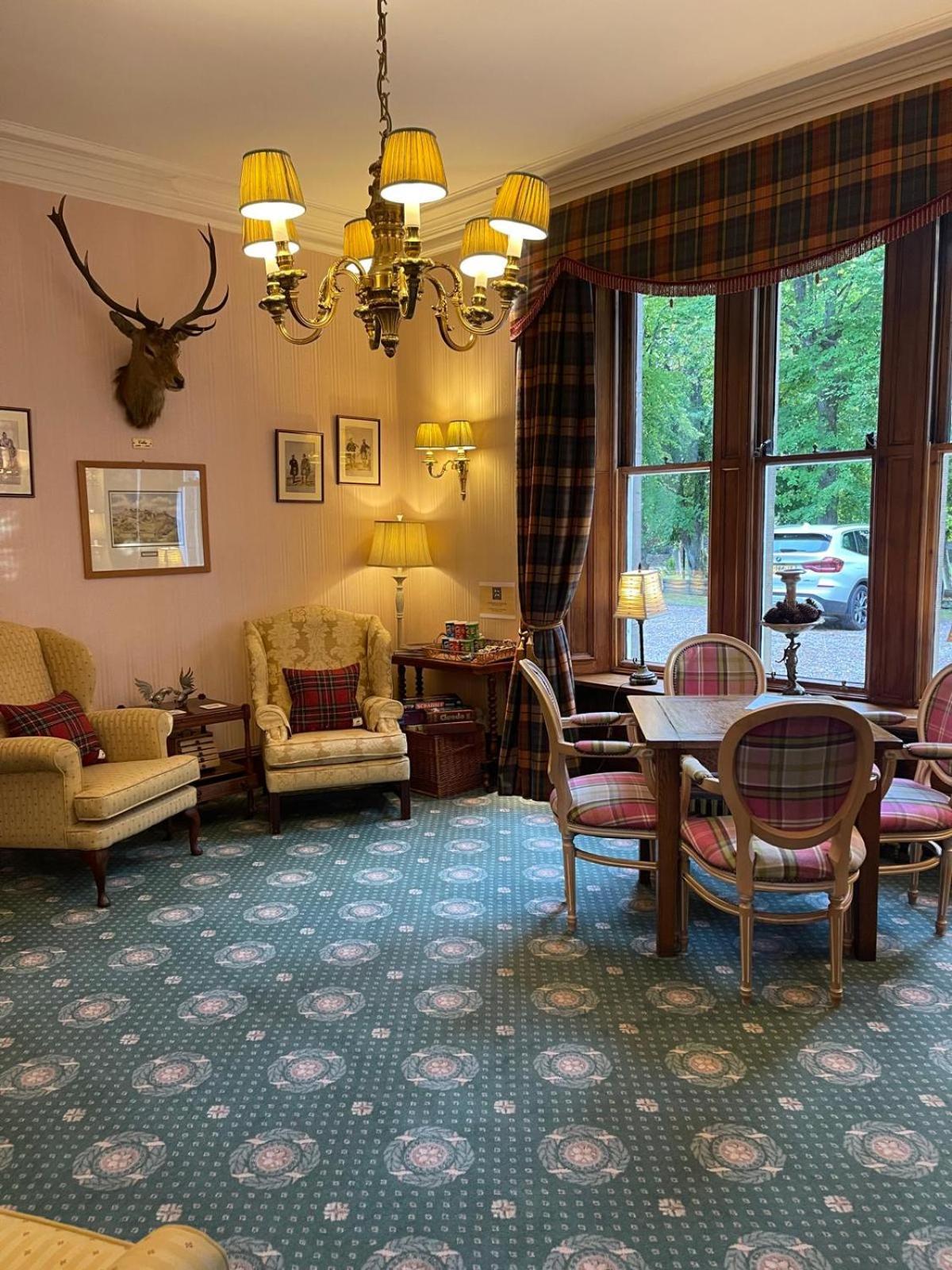 雷文斯科特之家酒店 Grantown-on-Spey 外观 照片